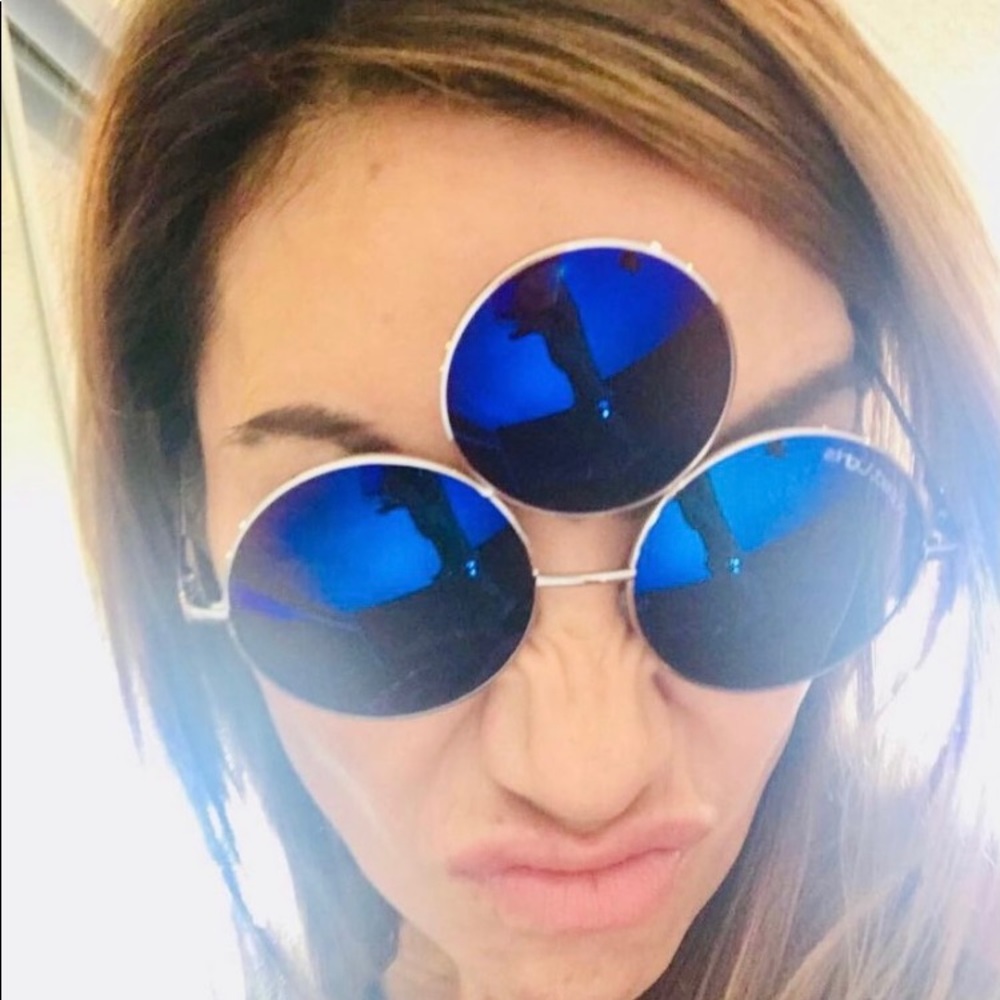 Third eye sunglasses 🕶 🧿🔮📿